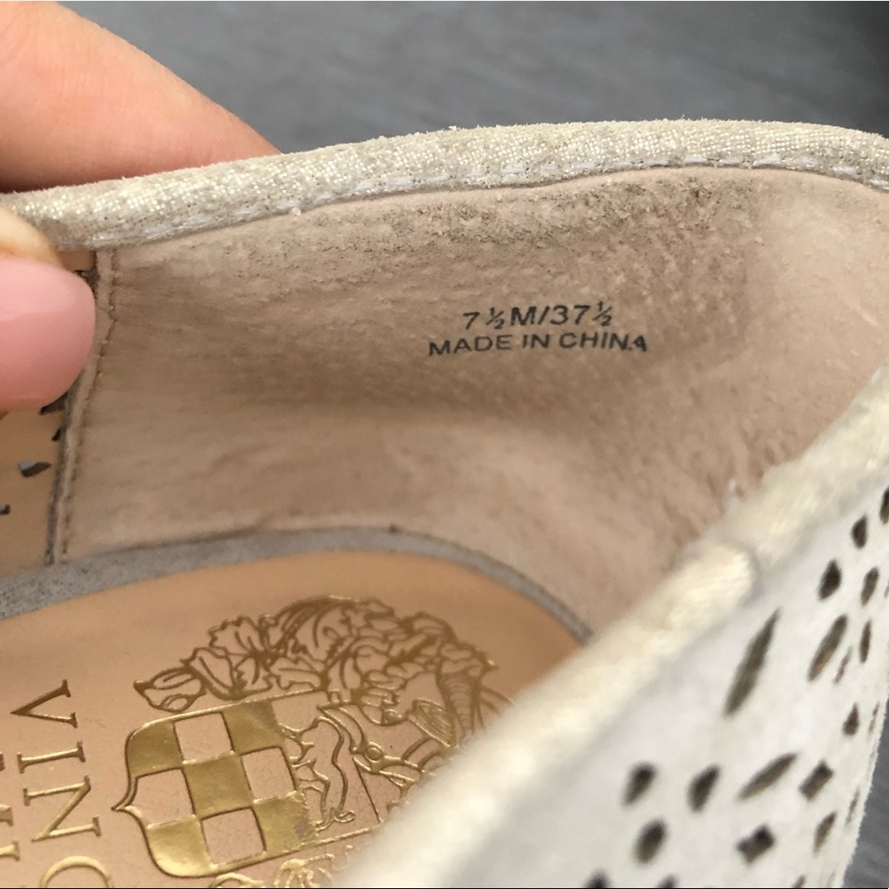Vince Camuto Estina Laser Cut Flats - Picture 6 of 8